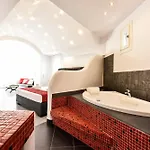 Queen Boutique Holiday home *